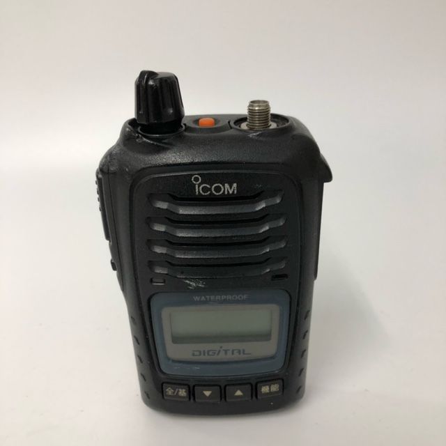 驚きの値段 アイコム IC-D50 携帯型デジタル簡易無線機 廃局済み 初期化済み トランシーバー
