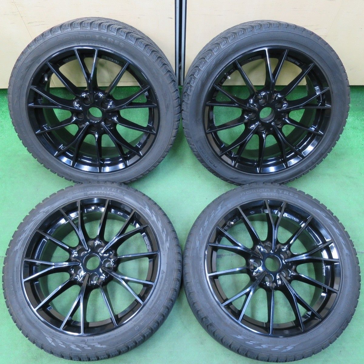 ☆数量限定　2019年製造品　送料込み　JOB　RY52　195/80-15　195/80Ｒ15　107/105Ｌ　4本　新品 走行数十キロ 225⁄45R18 スタッドレスタイヤ １本のみ ブリザック VRX