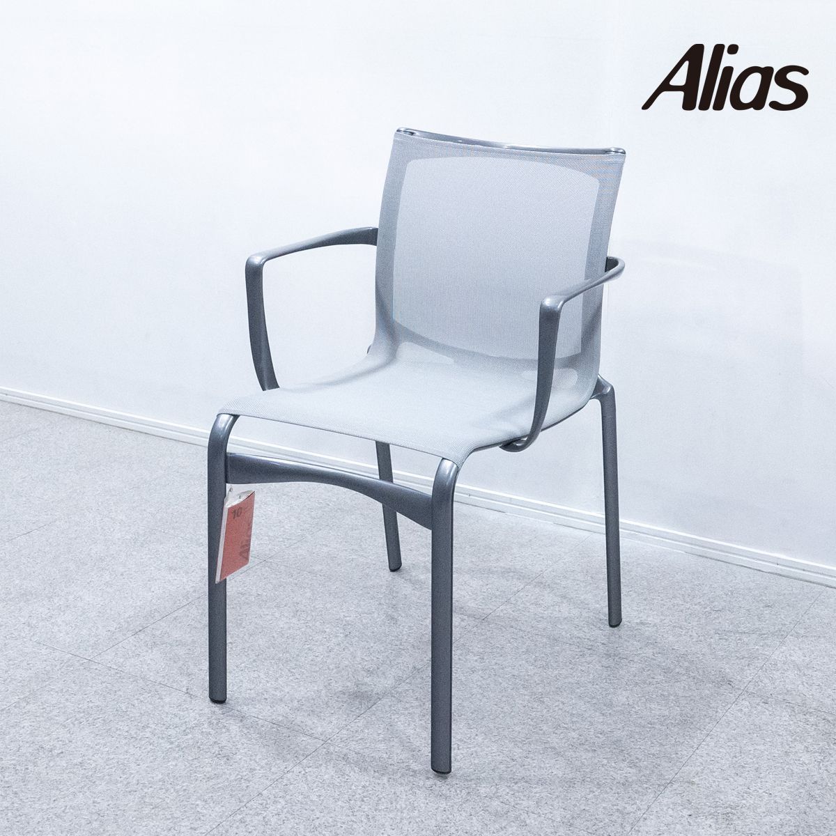 Alias アリアス ホワイトメッシュ ダイニングチェア1脚 4脚セット可です！