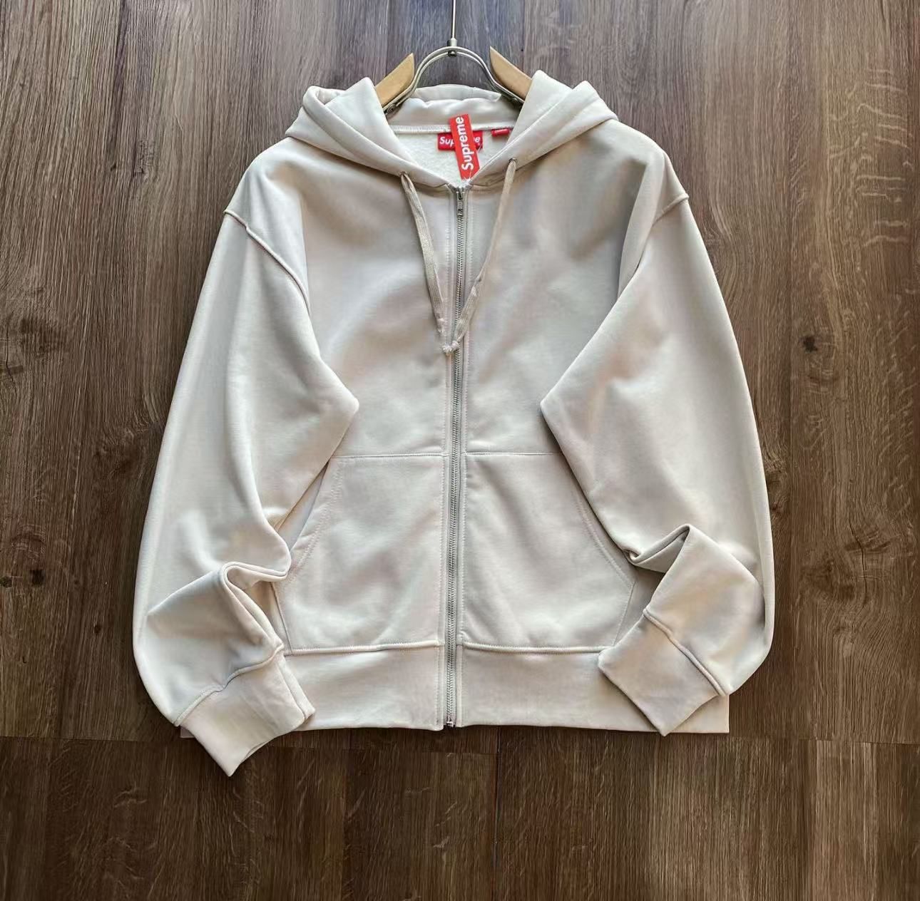 Supreme ベージュ フード付きパーカー