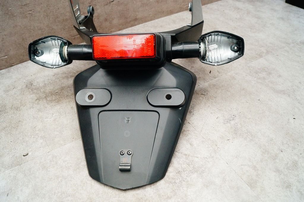 ホンダ CBR1000RR(SC57)前期 04-05年 純正リアフェンダー ヒート