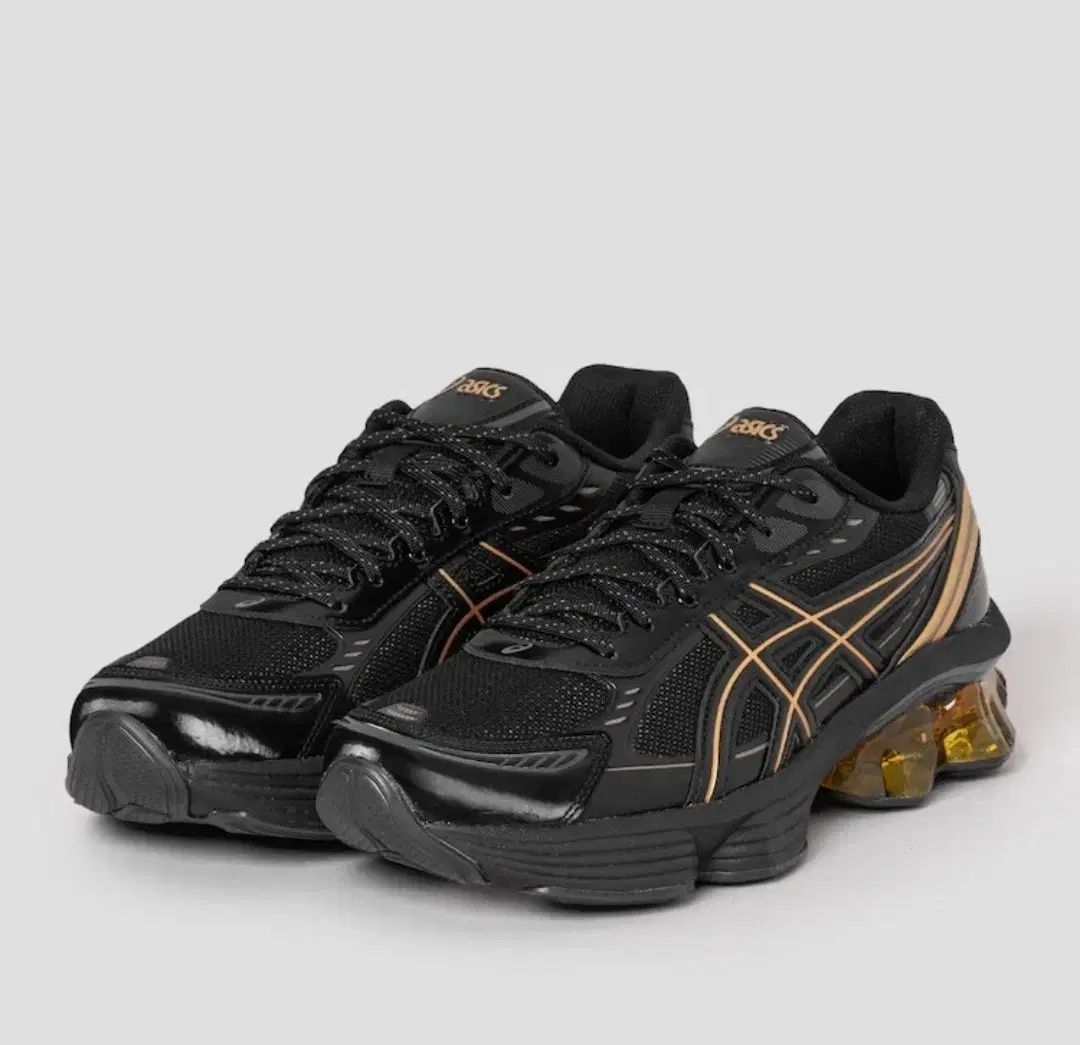 Asics アシックス ゲルキネティック ブラックゴールド 260