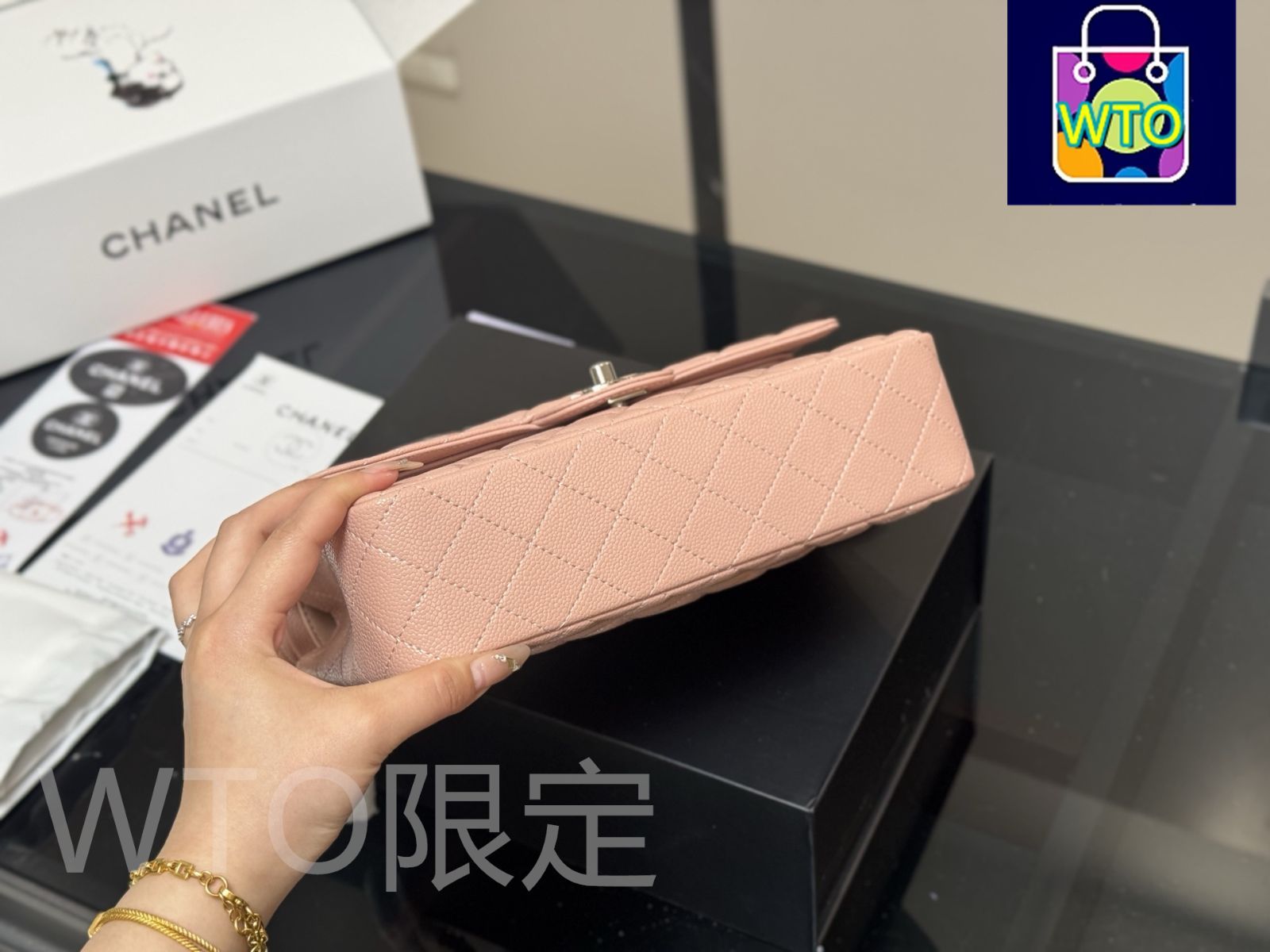 今日特価】CHANEL CF 25cm トップグレード サーモンレザー
