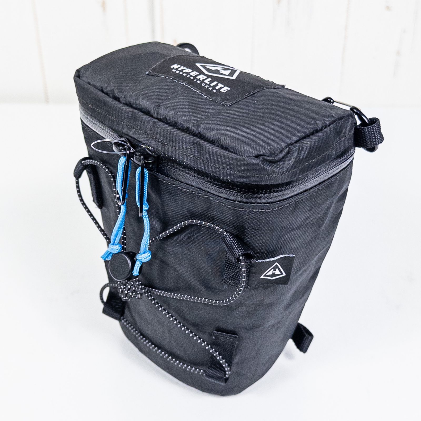 Regular ブラック系 Hyperlite Mountain Gear Hmg ハイパーライトマウンテンギア カメラ ポッド Camera Pod レギュラーサイズ バッグ ストレージ 外付けポーチ DCF ダイニーマ コ