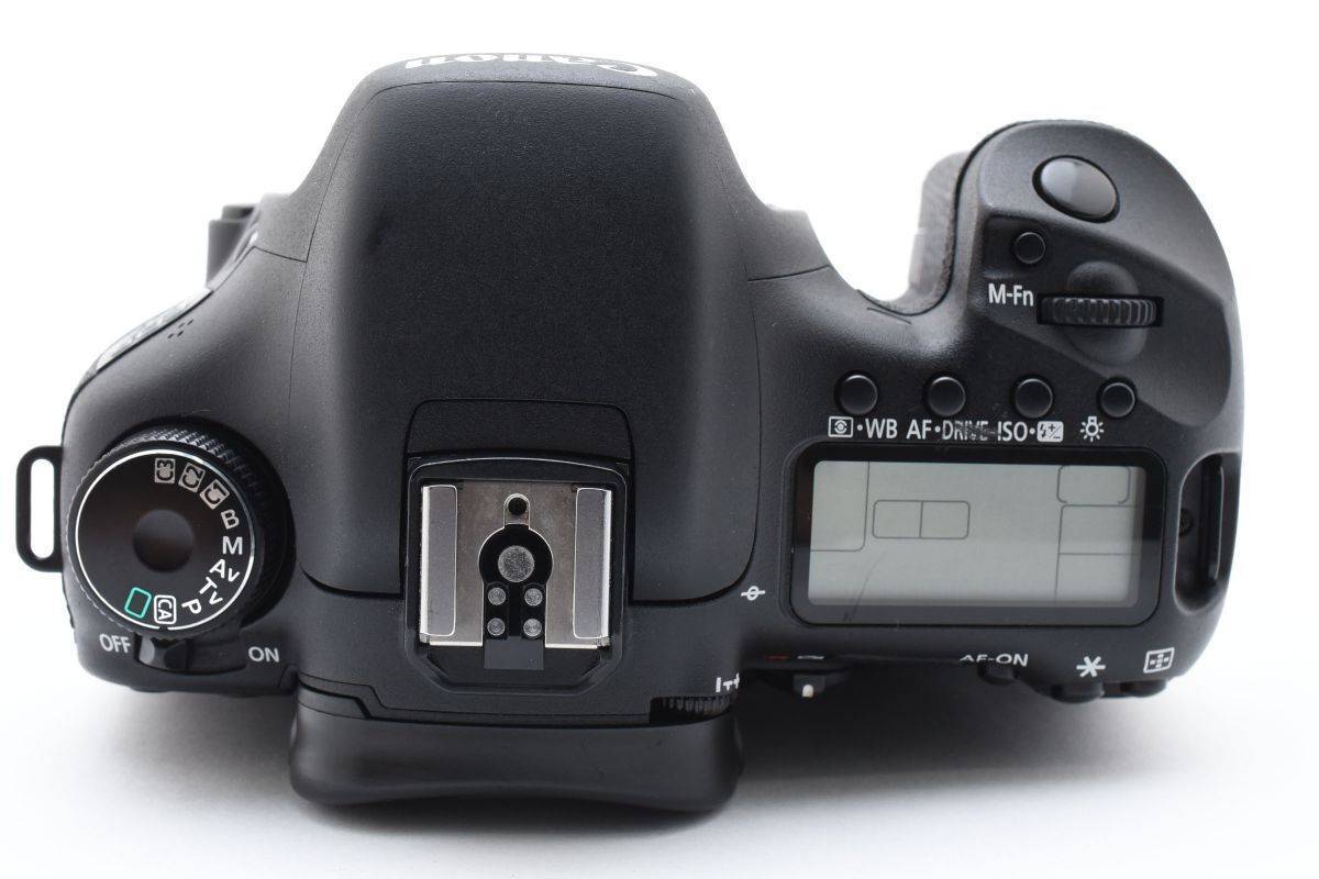 ショット数34600回 美品 Canon EOS 7D 充電器付き 付属品多数 AA4055