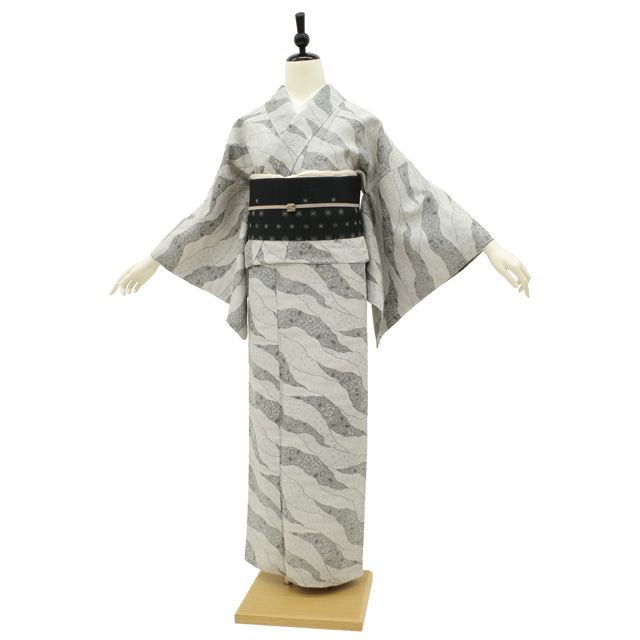 新古品】 御召 袷 着物 お召 未使用 先染め 正絹 グレー ふくれ織 道長