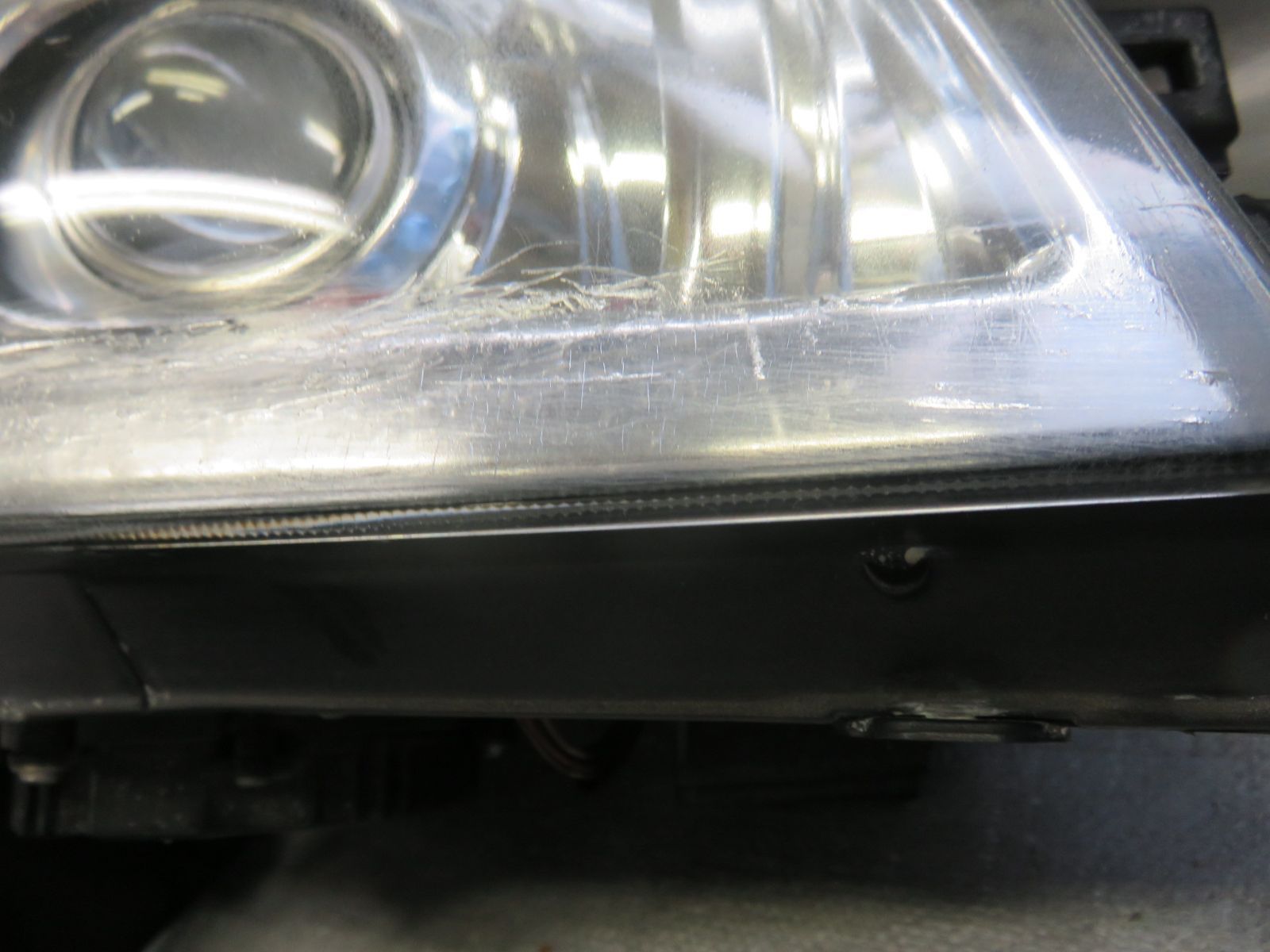 日産 エルグランド E51 NE51 ME51 MNE51 中期 後期 純正 HID ヘッド 