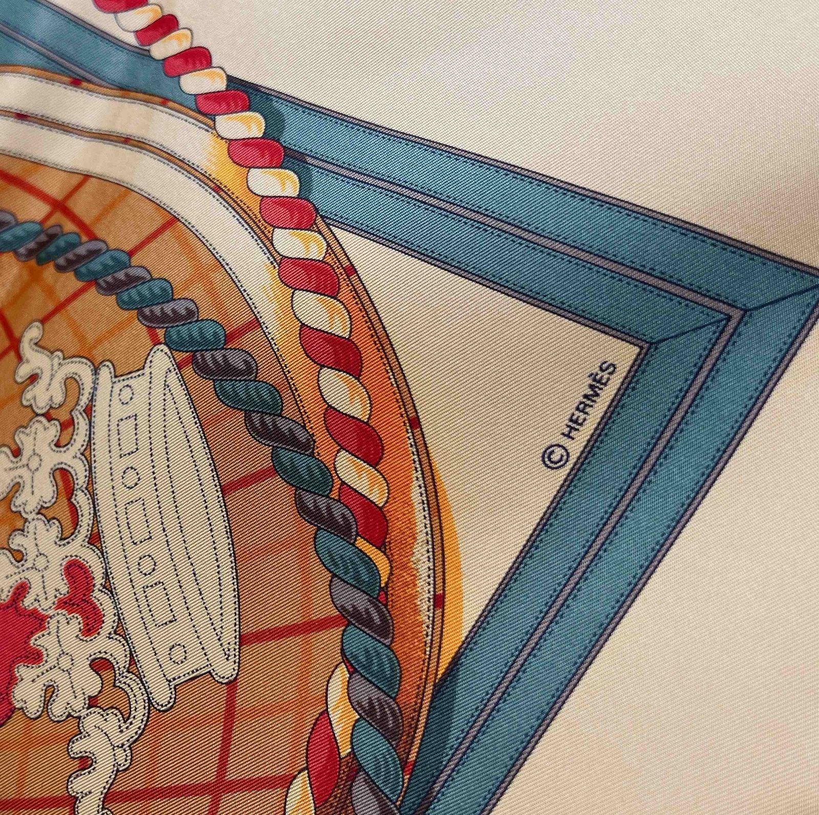 Hermès エルメス 90カレ 大判スカーフ GRANDE TEUNE 馬の礼装 