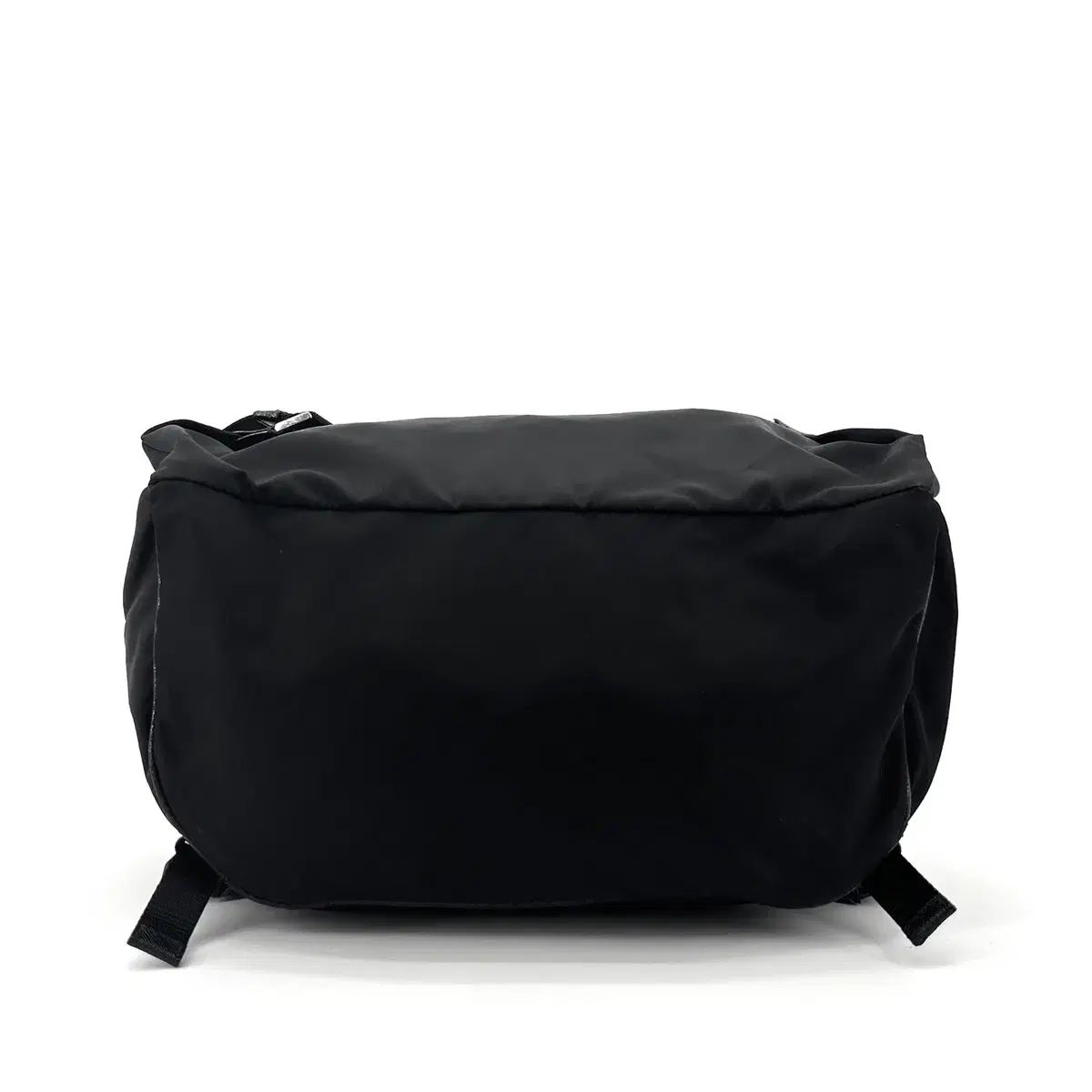 プラダ バイカーバッグ