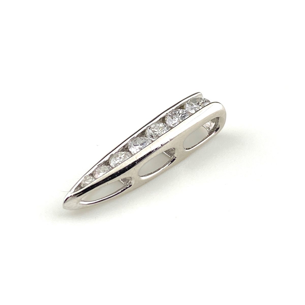 メレダイヤ ペンダントトップ プラチナ ペンダントトップ Pt900