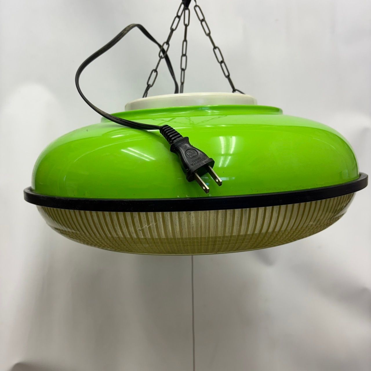 167 レトロポップ 昭和レトロ 天井照明 緑 グリーン 当時物 インテリア