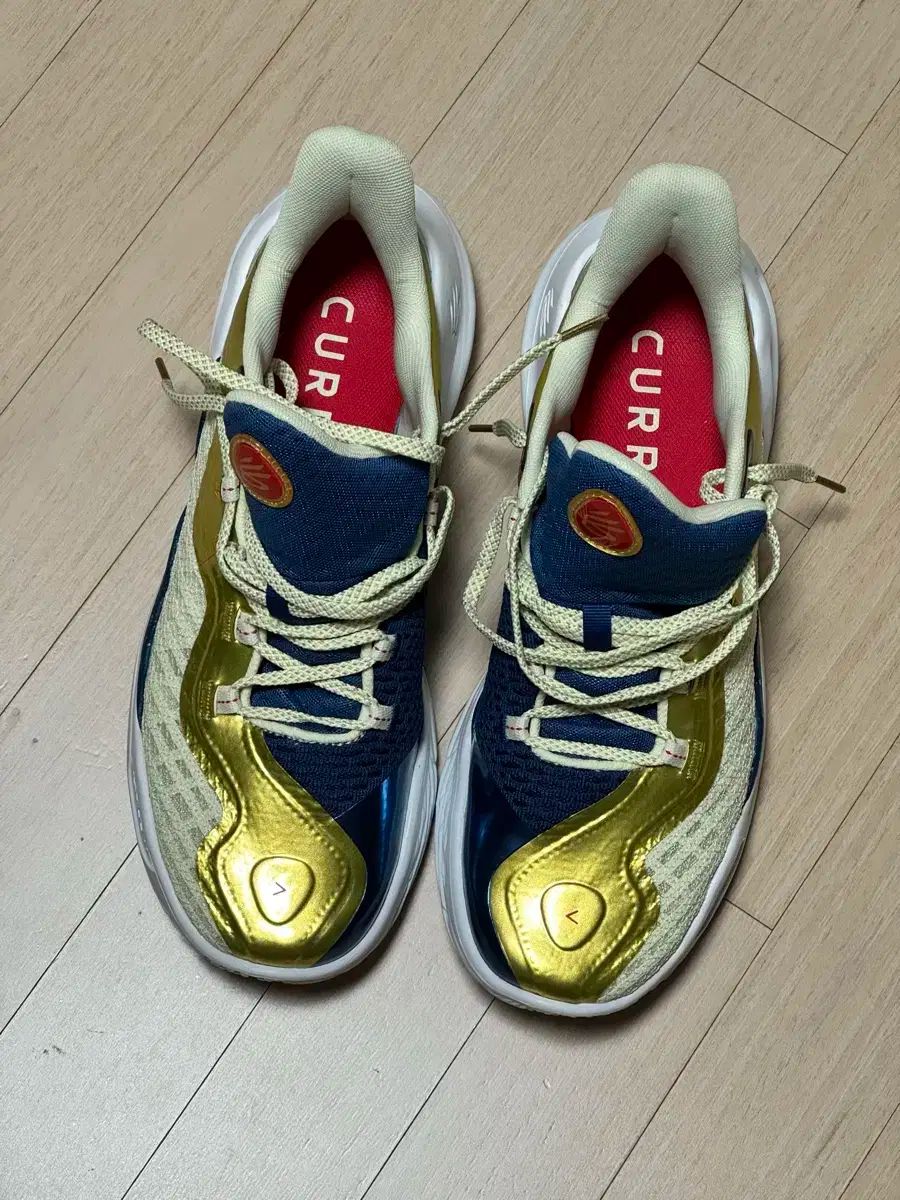 Under Armour Curry バスケットボールシューズ 青/黄色 アンダー