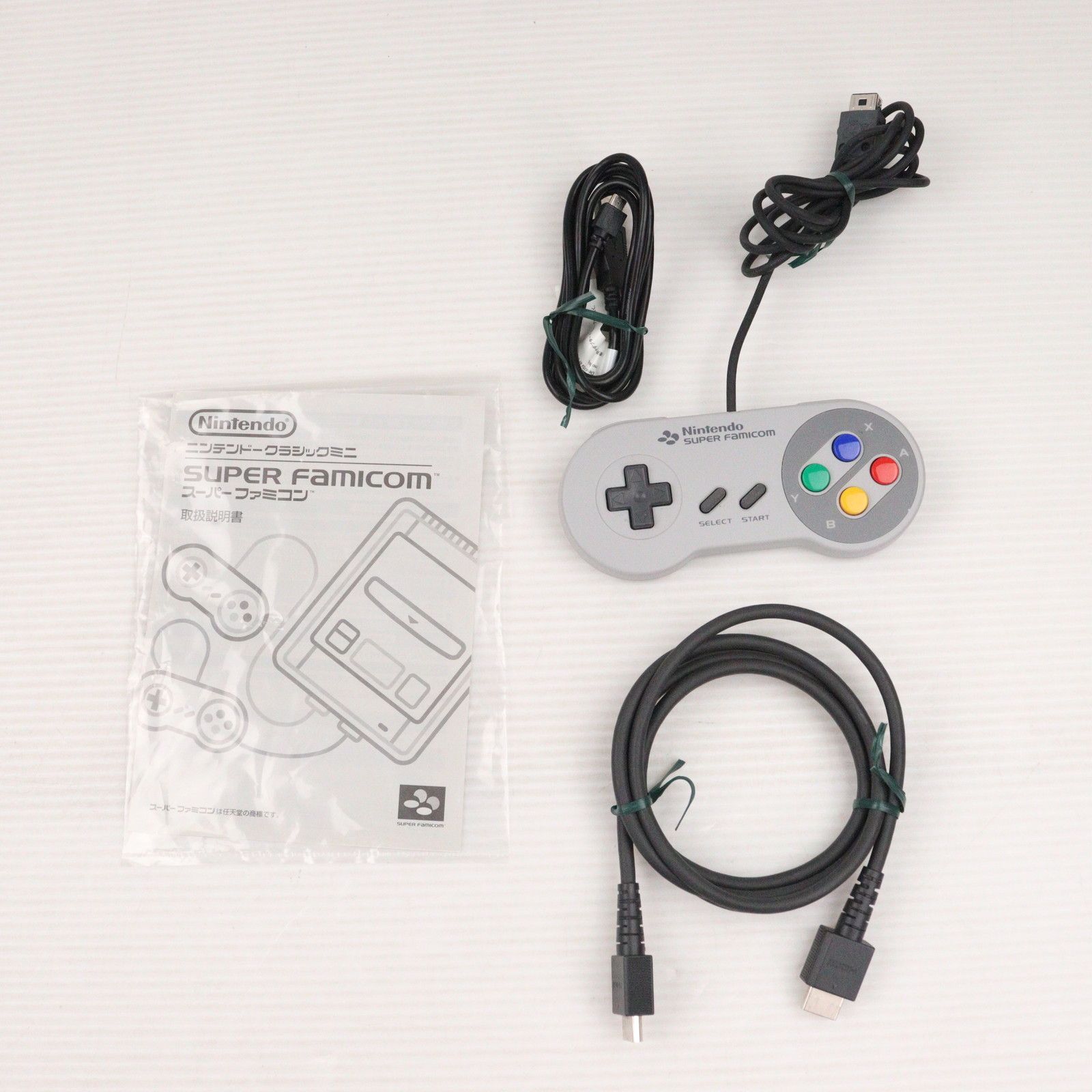 任天堂　スーパーファミコン本体、付属品　及び　ドンキーコング含むカセット7個 任天堂 スーパーファミコン本体、付属品 及び ドンキーコング含む