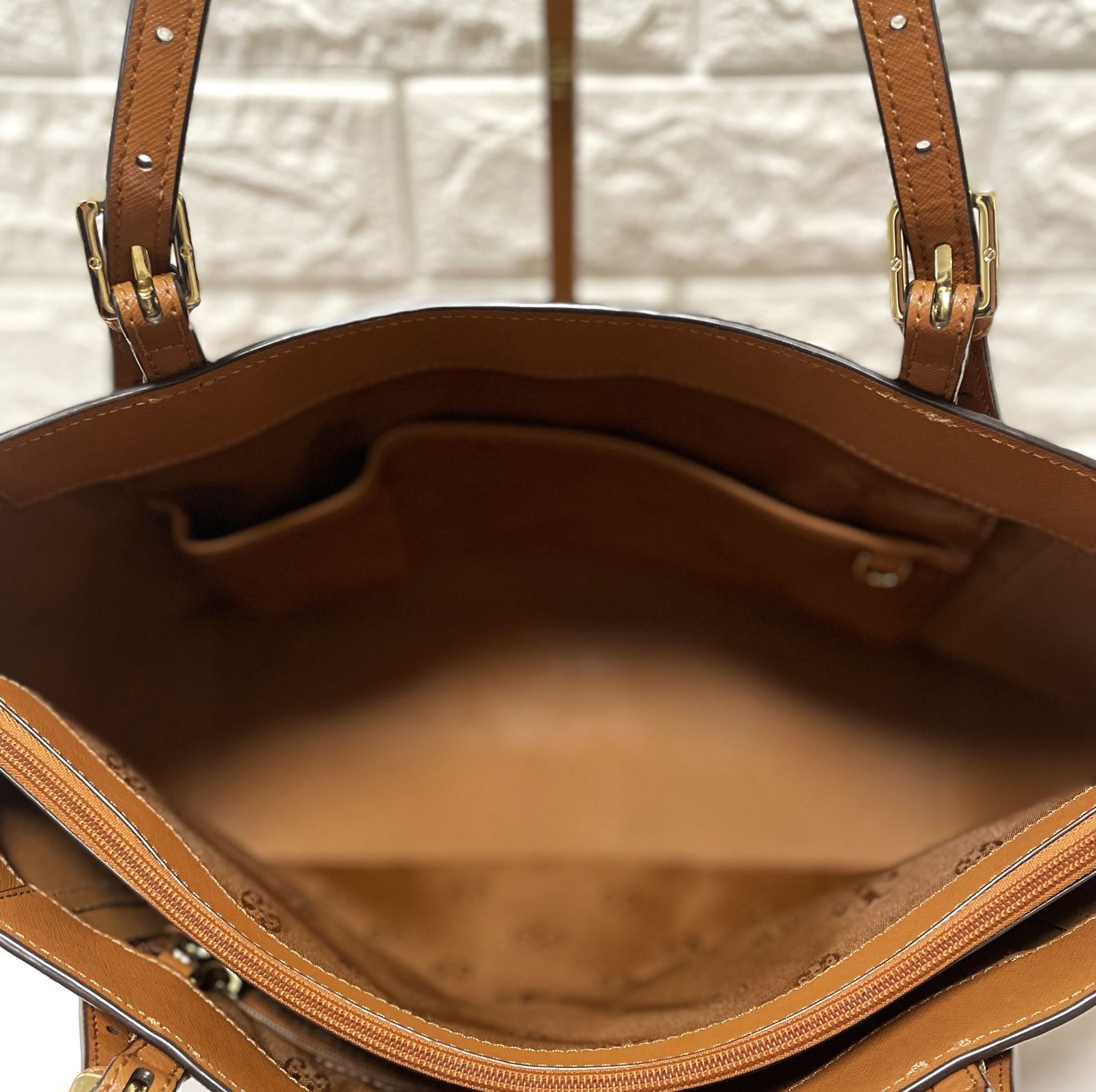 ☆TORY BURCH☆ トリーバーチ トートバッグ キャメル 肩掛け ゴールド