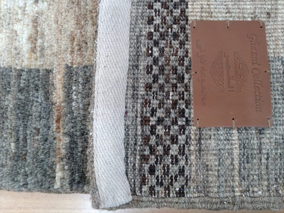 無染めのウール