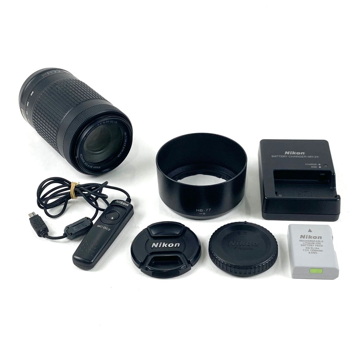 Nikon D3000 CCD搭載 ボディ•充電器付き ※説明分参照 Nikon D3000 CCD搭載 ボディ•充電器付き ※説明分参照 - メルカリ