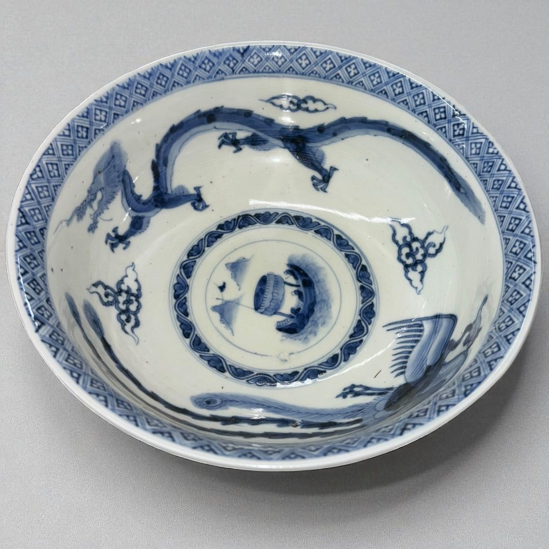 骨董品　　古道具　年代物　大きい鉢　　刻印有り　希少 古伊万里・大明成化年製 染付 蛸唐草文松竹梅図皿、慈光店舗にて