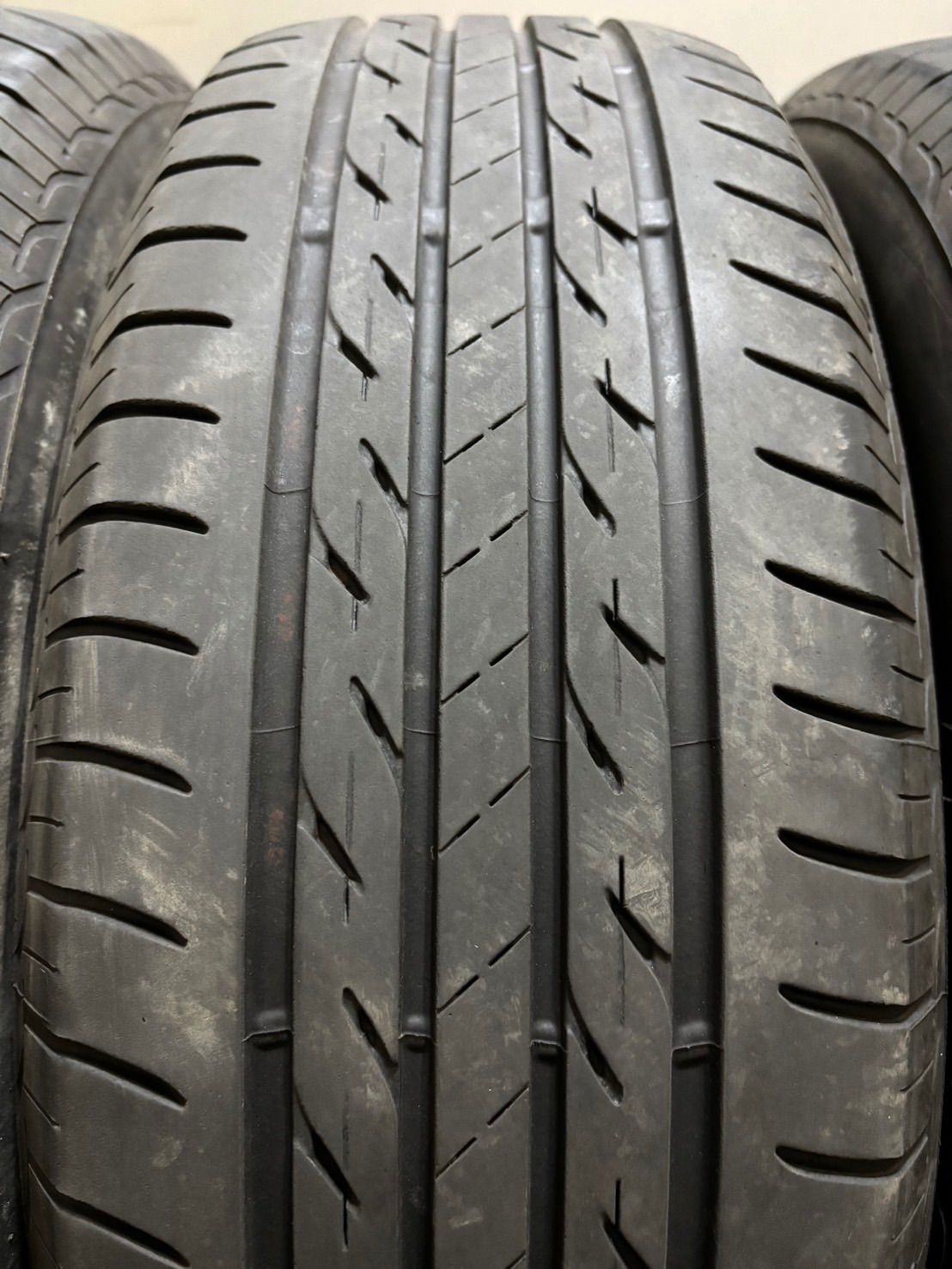 195|65R15