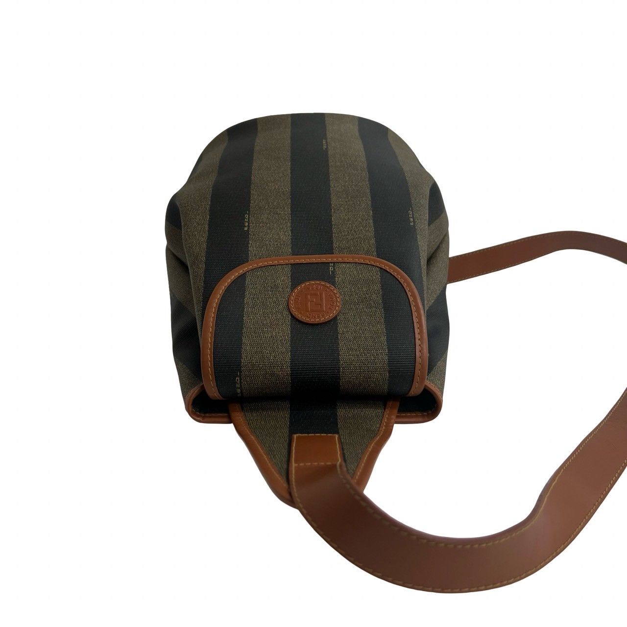 FENDI フェンディ