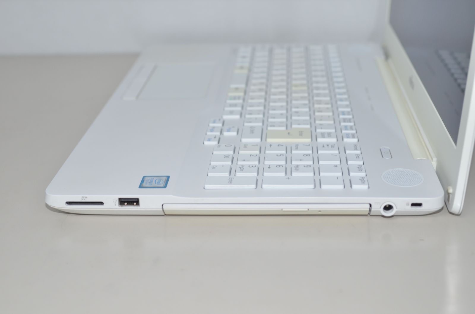 中古良品ノートパソコン 富士通 AH50/C3 Windows11+office 爆速SSD512GB core i7-7700HQ/メモリ8GB/15.6インチ/WEBカメラ/無線/DVDマルチ 中古良品ノートパソコン 富士通 AH50/C3 Windows11+office 爆速