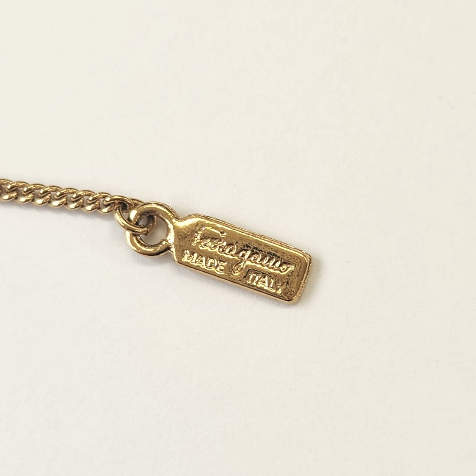 極美品】Ferragamo ロングネックレス ゴールド 真贋済み フェラガモ 
