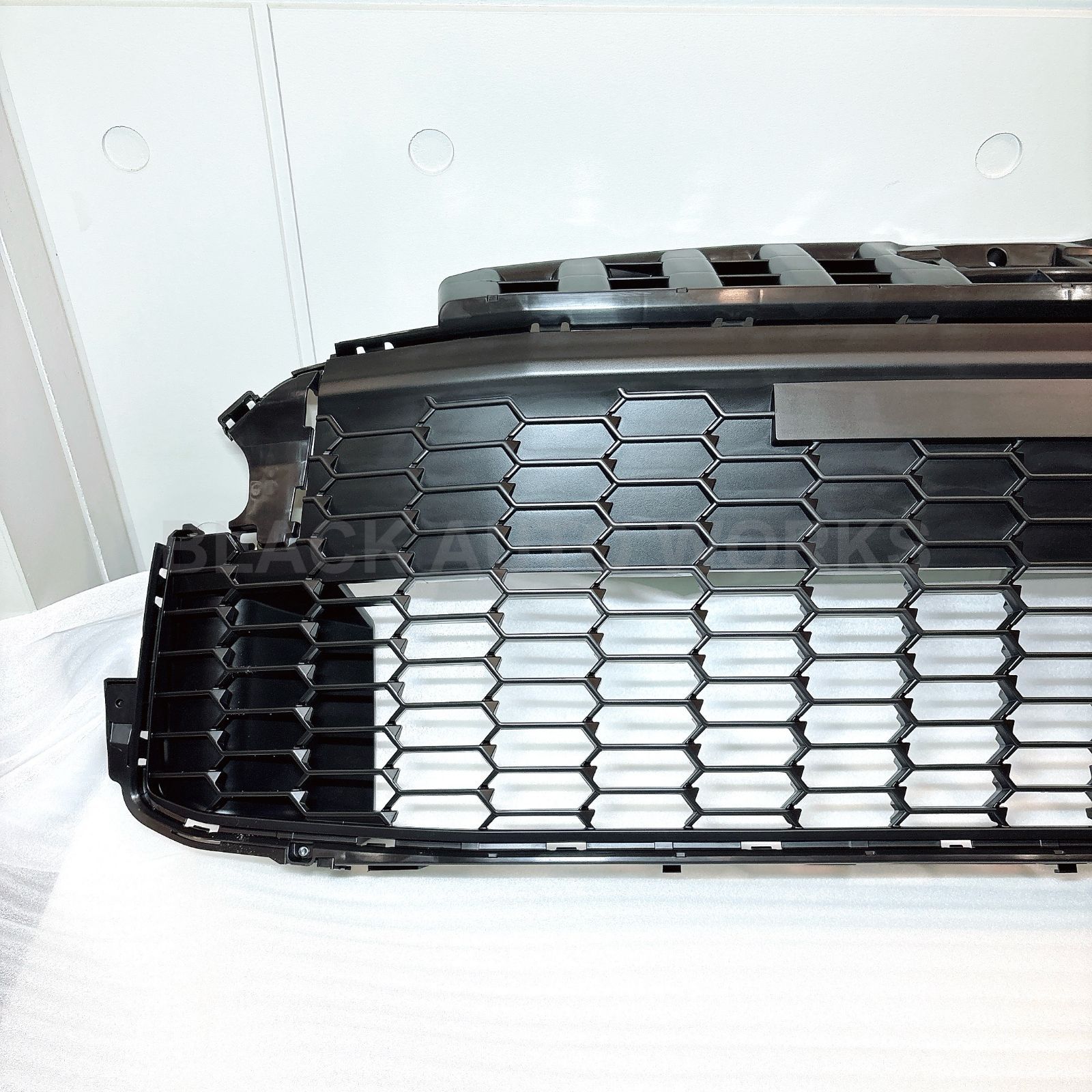USトヨタ純正品】 GR86 ZN8 US バンパー グリル ナンバー