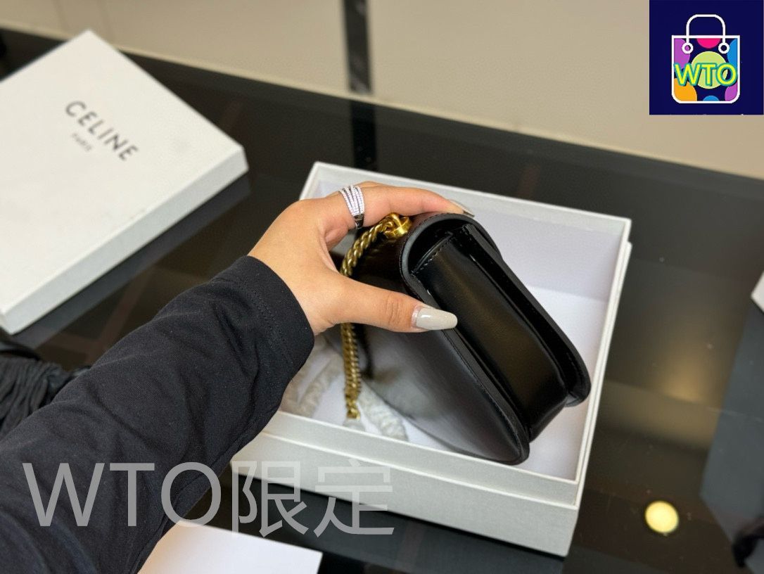 Celine] トリオンフ ミニバッグ - 専用ボックス付き | セリーヌ