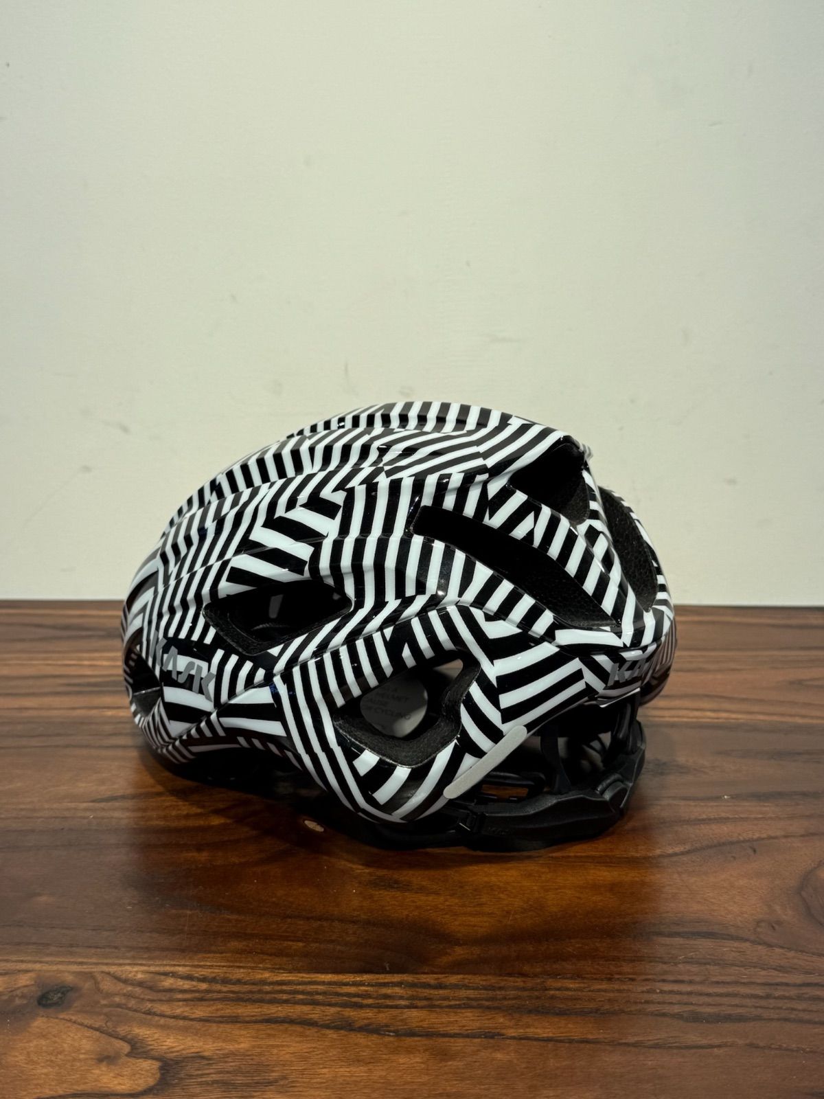 ♥ KASK MOJITO³ Mサイズ カモ 店頭展示品 カスク モヒート ヘルメット 自転車用ヘルメット ロードバイク クロスバイク 送料無料 MANTTHAN_COM