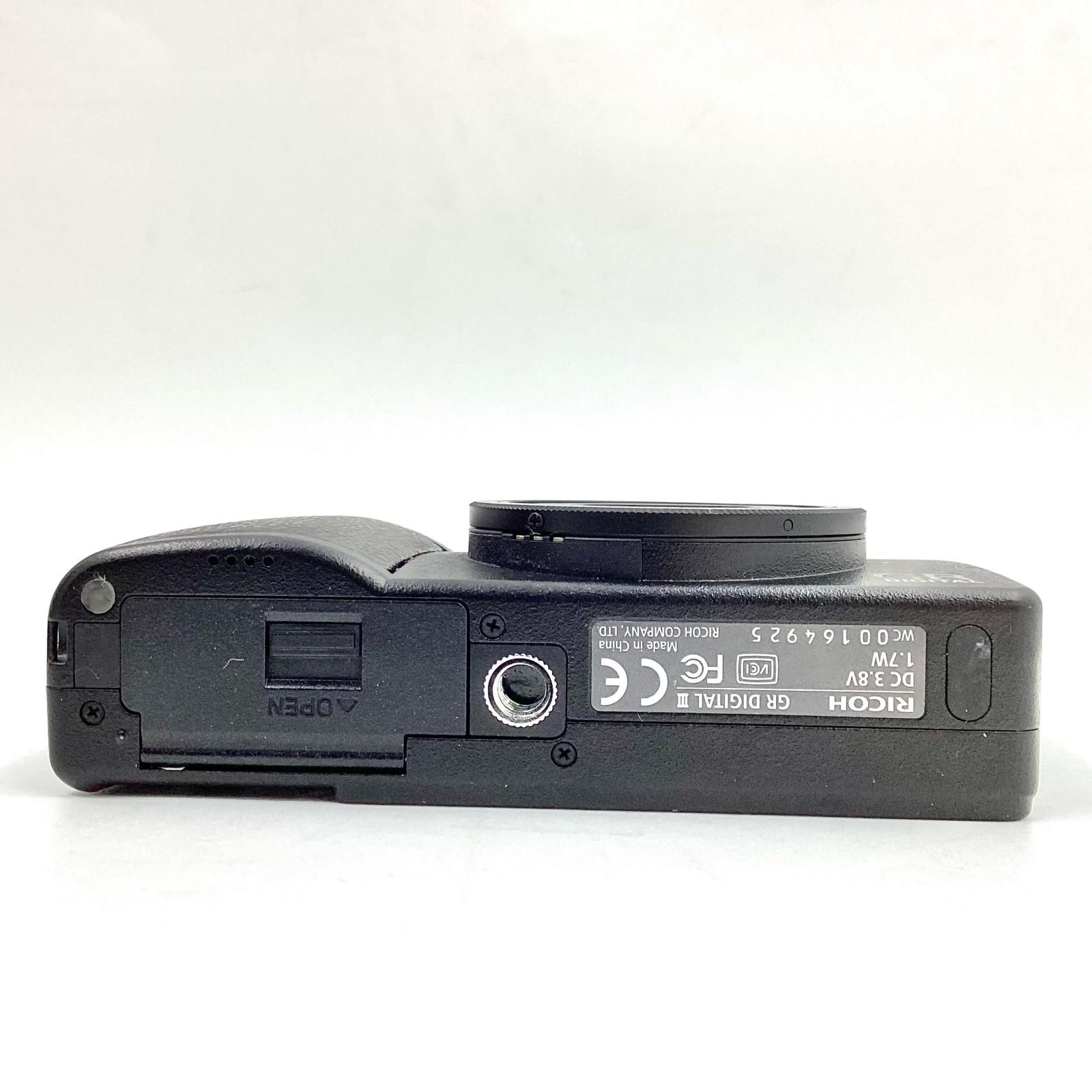 RICOH コンパクトデジタルカメラ