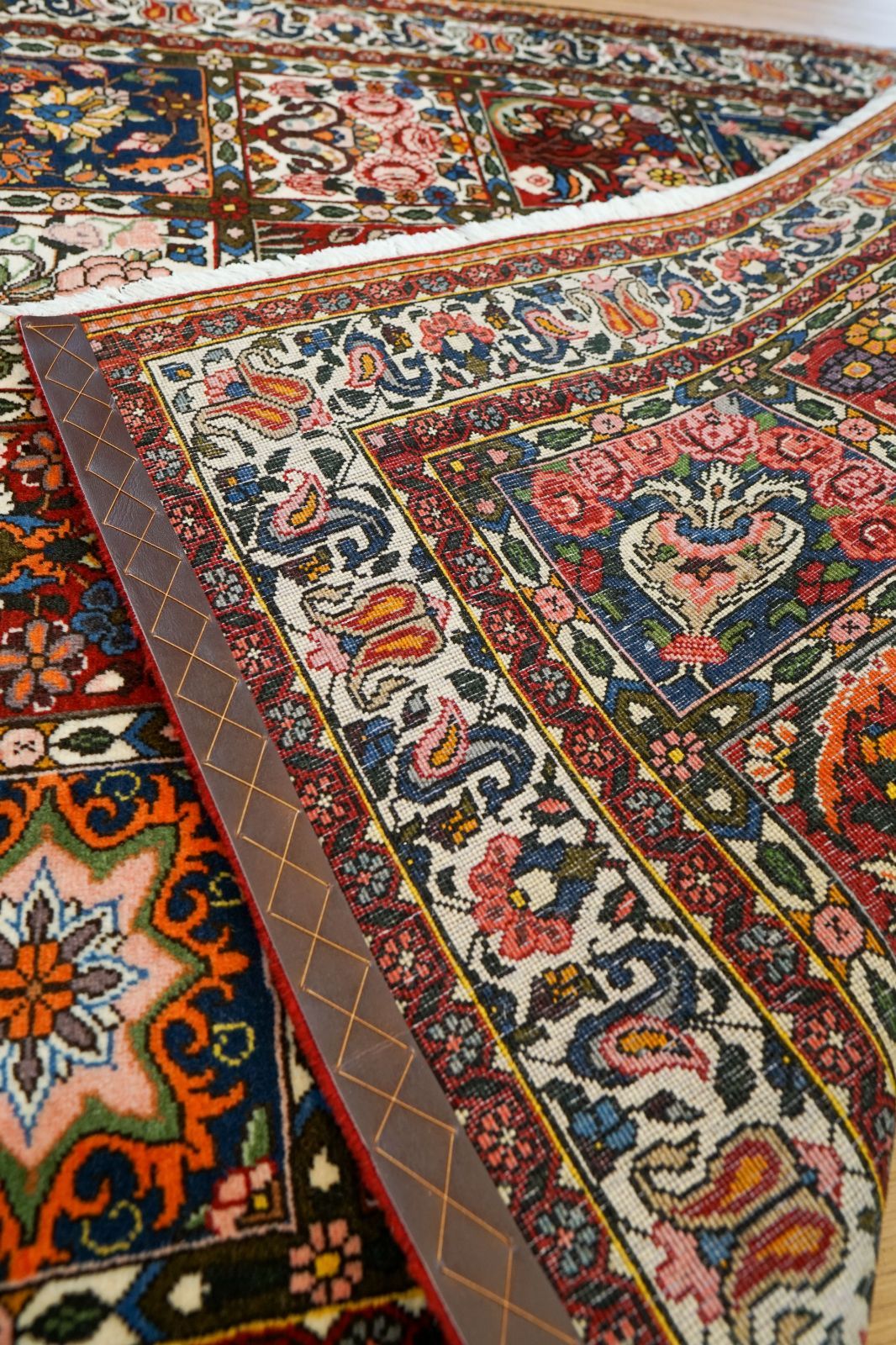 ⭕️手織りペルシャ絨毯⭕️ 約321x210cm⭕️バクティアリ産⭕️ウール100% ペルシャ絨毯 バクティアリ産 手織りラグ 202×136cm ガーデン