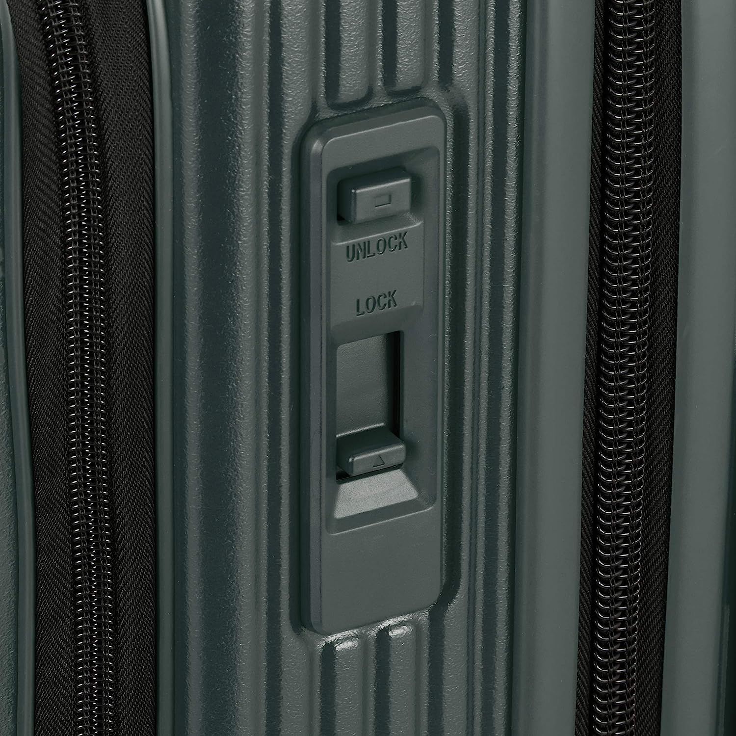 innovator イノベーター スーツケース 38L オリーブドラブ 機内