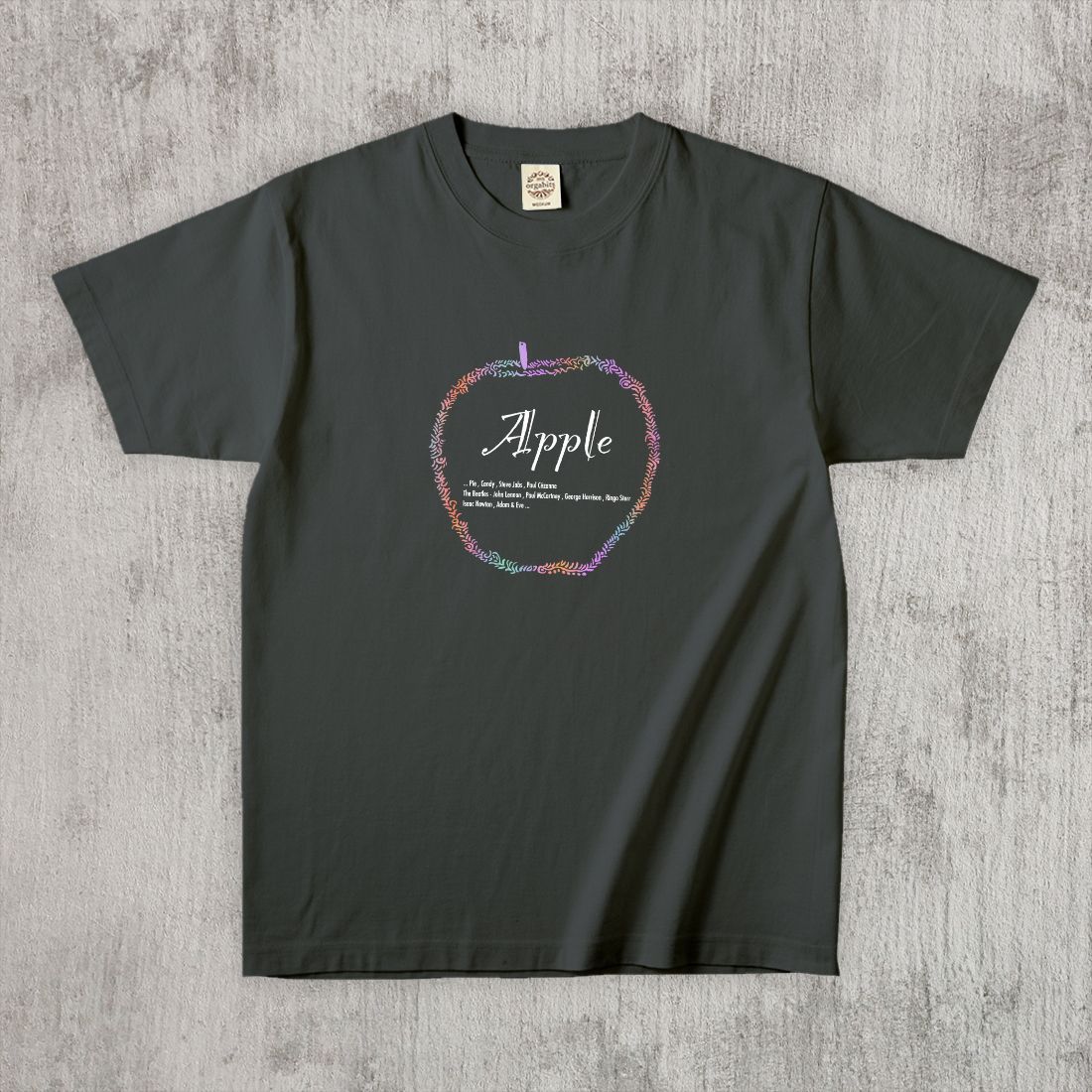 グラフィックTシャツ　Think Apple Color