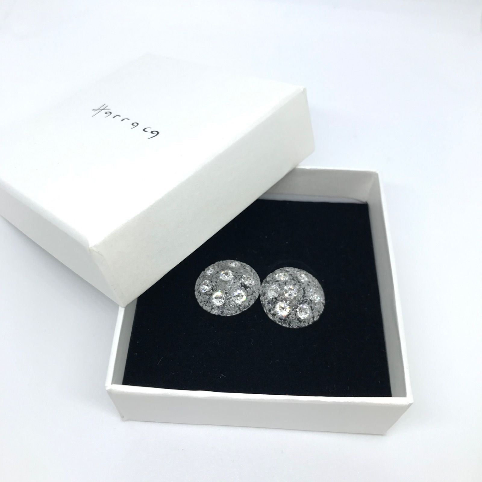 Harraca アラカ ピアス モナークシングルS シルバーホワイト
