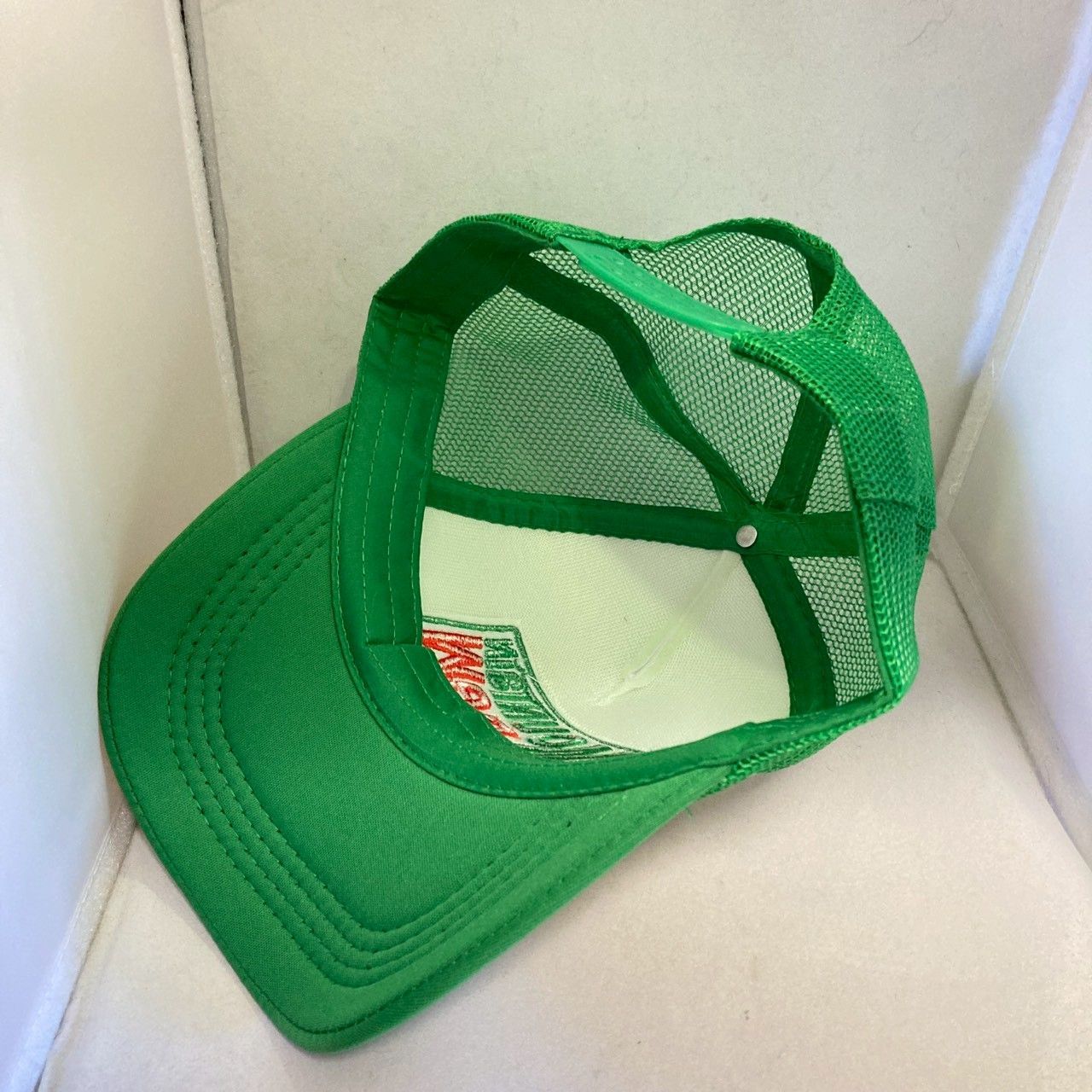 【US古着】MOUNTAIN CANDY ビンテージ メッシュキャップ カーキ レーシング トラッカーキャップ 立体刺繍仕上げ （タイド）の通販