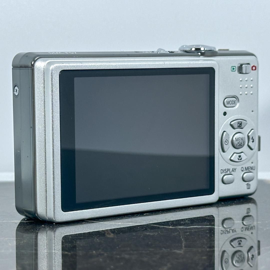 Panasonic LUMIX DMC-FS7 シルバー パナソニック ルミックス