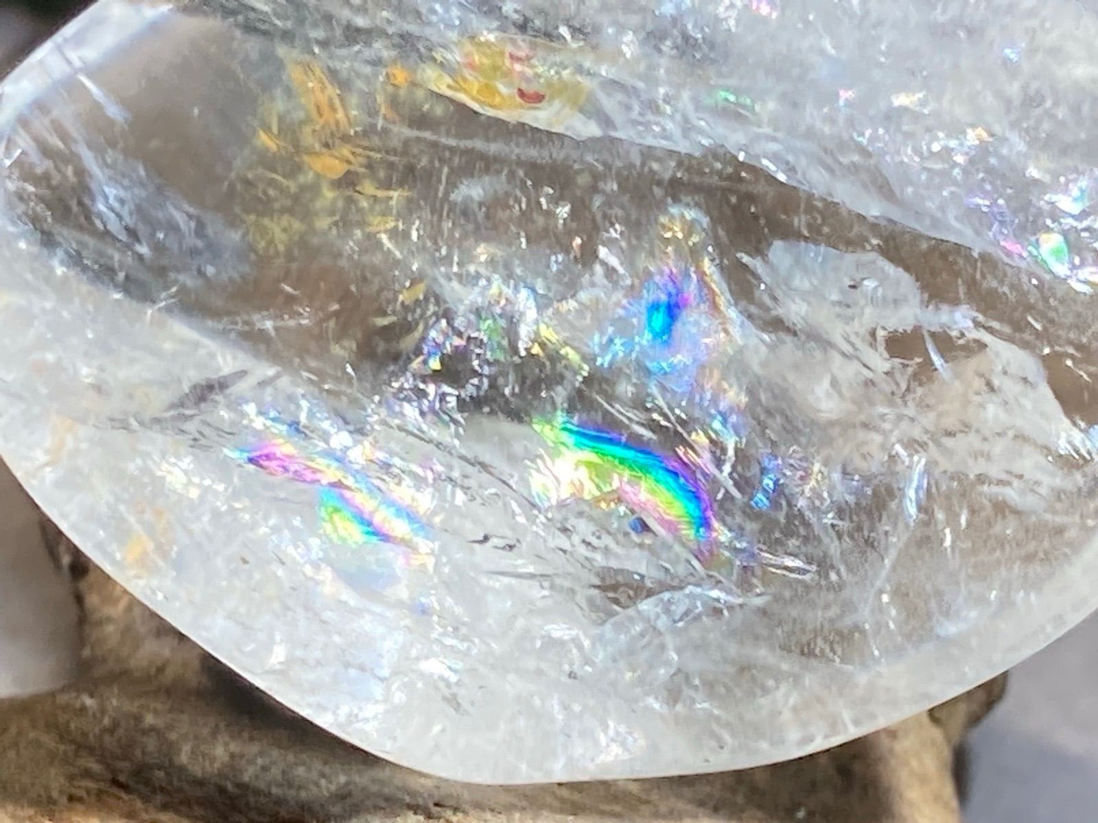 万華鏡 レインボークォーツ クリスタル 水晶 原石 タンブル - メルカリ