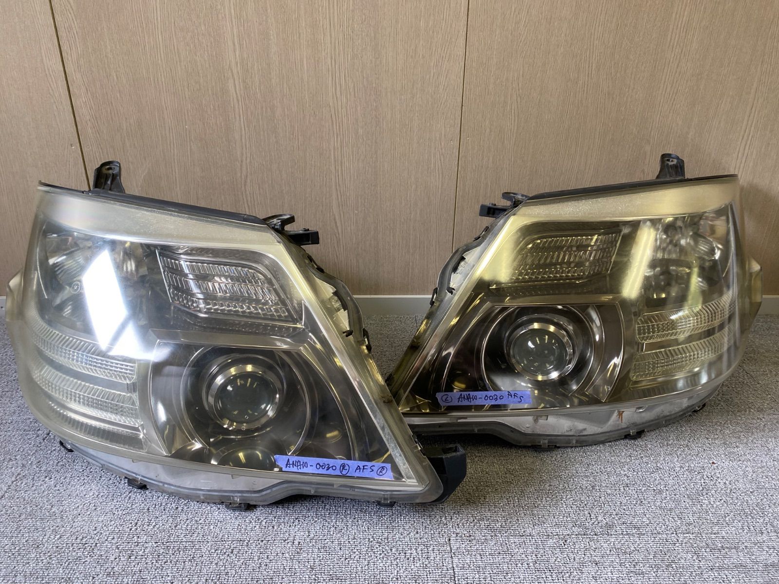 ☆ヴァレンティ テールランプ トミーカイラコラボ ヴェルファイア