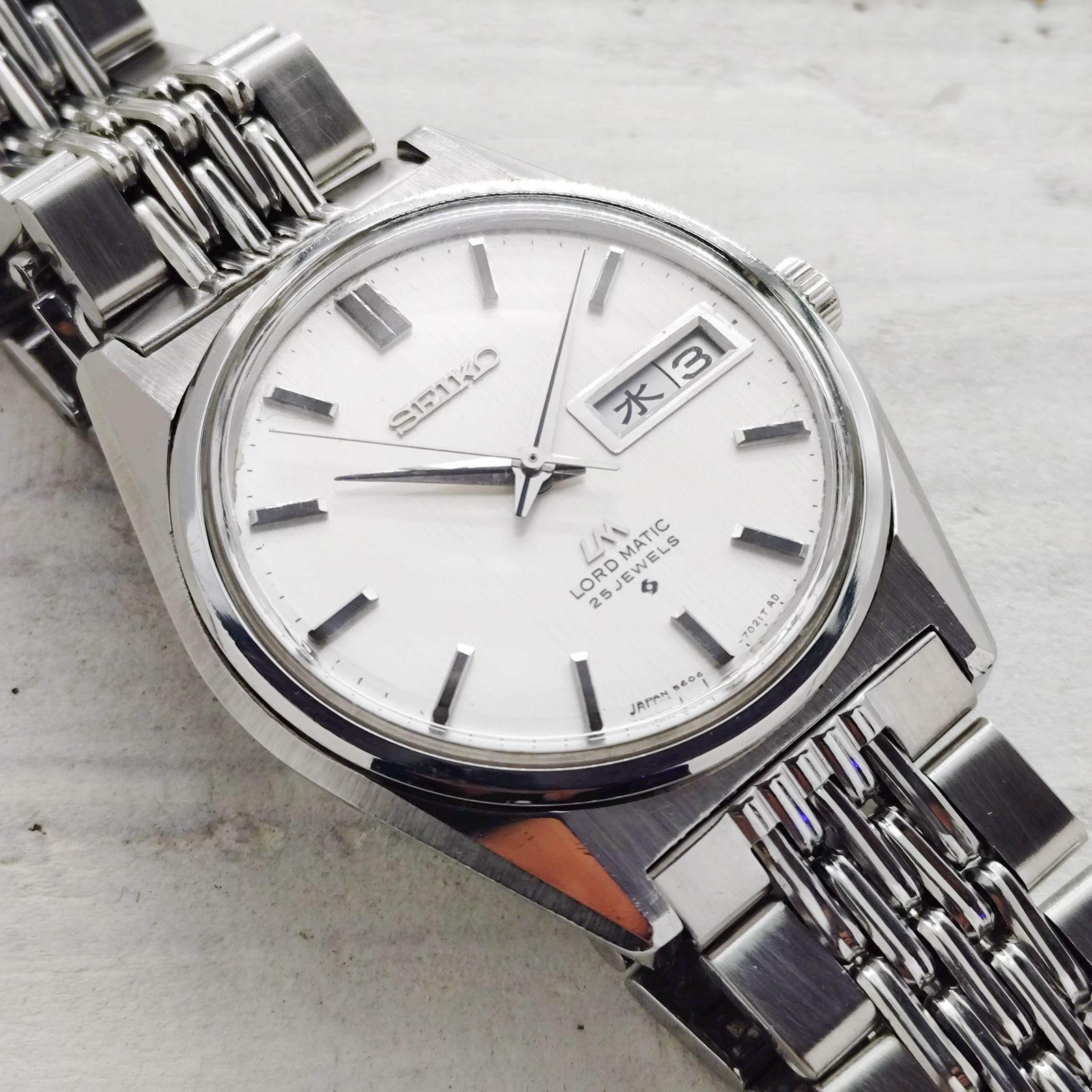【OH済み】美品 1969年製造 セイコー ロードマチック ビンテージ OH済み】美品 1969年製造 セイコー ロードマチック ビンテージ