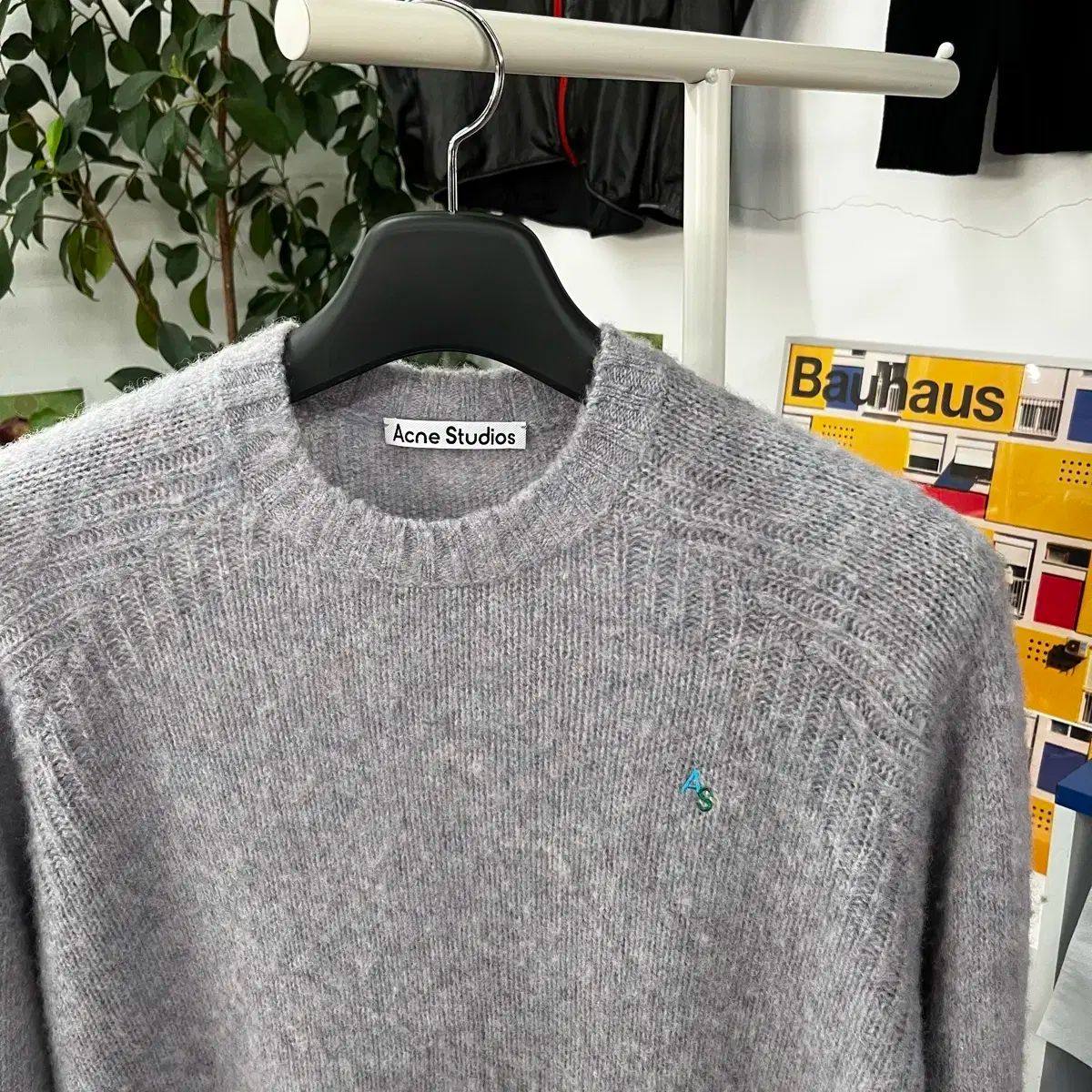 Acne Studios / アクネストゥディオズ | モヘヤ Vネック