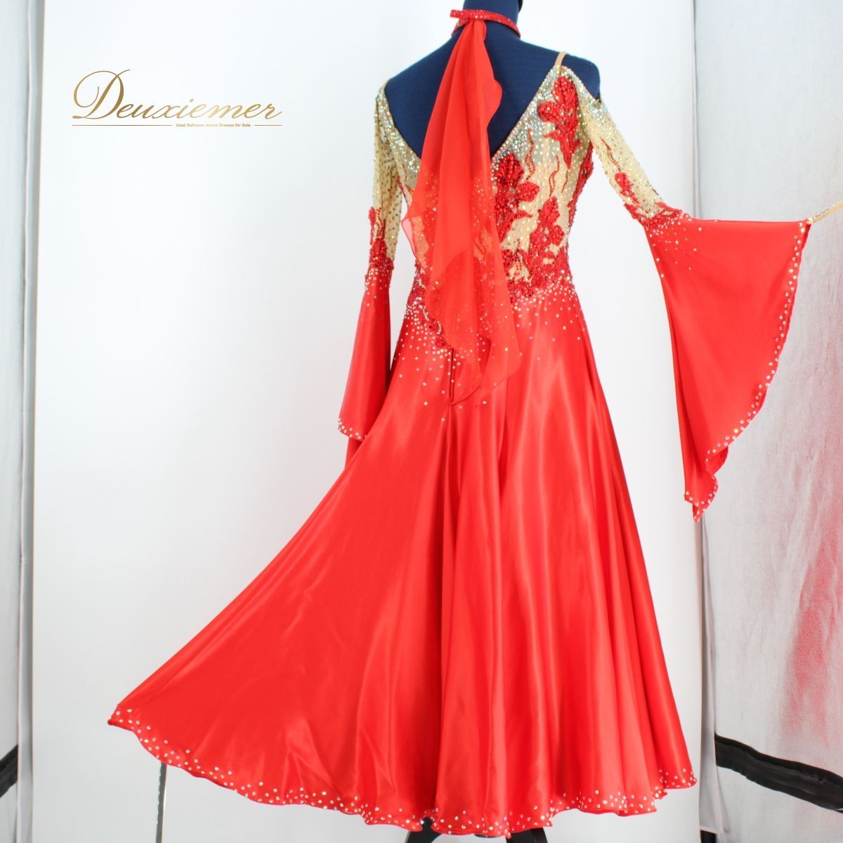 社交ダンス衣装】レッド ワンピース ドレス 赤 レース 光沢 デモ 競技