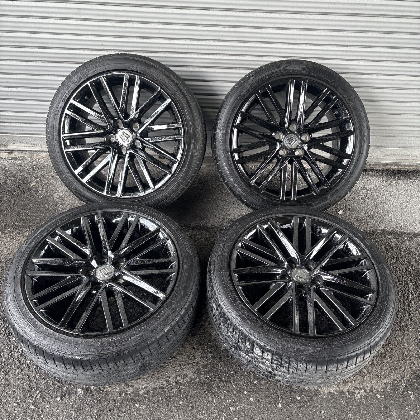 送料無料】21クラウン ブラックスパッタリングホイール 純正ホイール