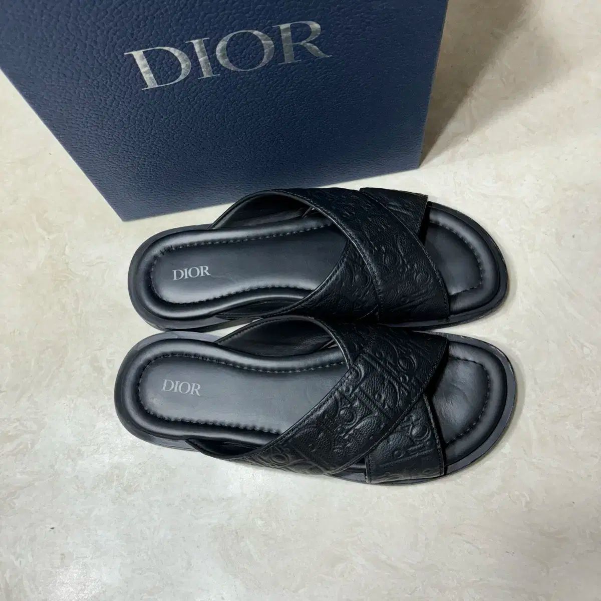 Christian Dior サンダル 6万取引突破☆UPS速達便利用！【DIOR☆ディオール】サンダル