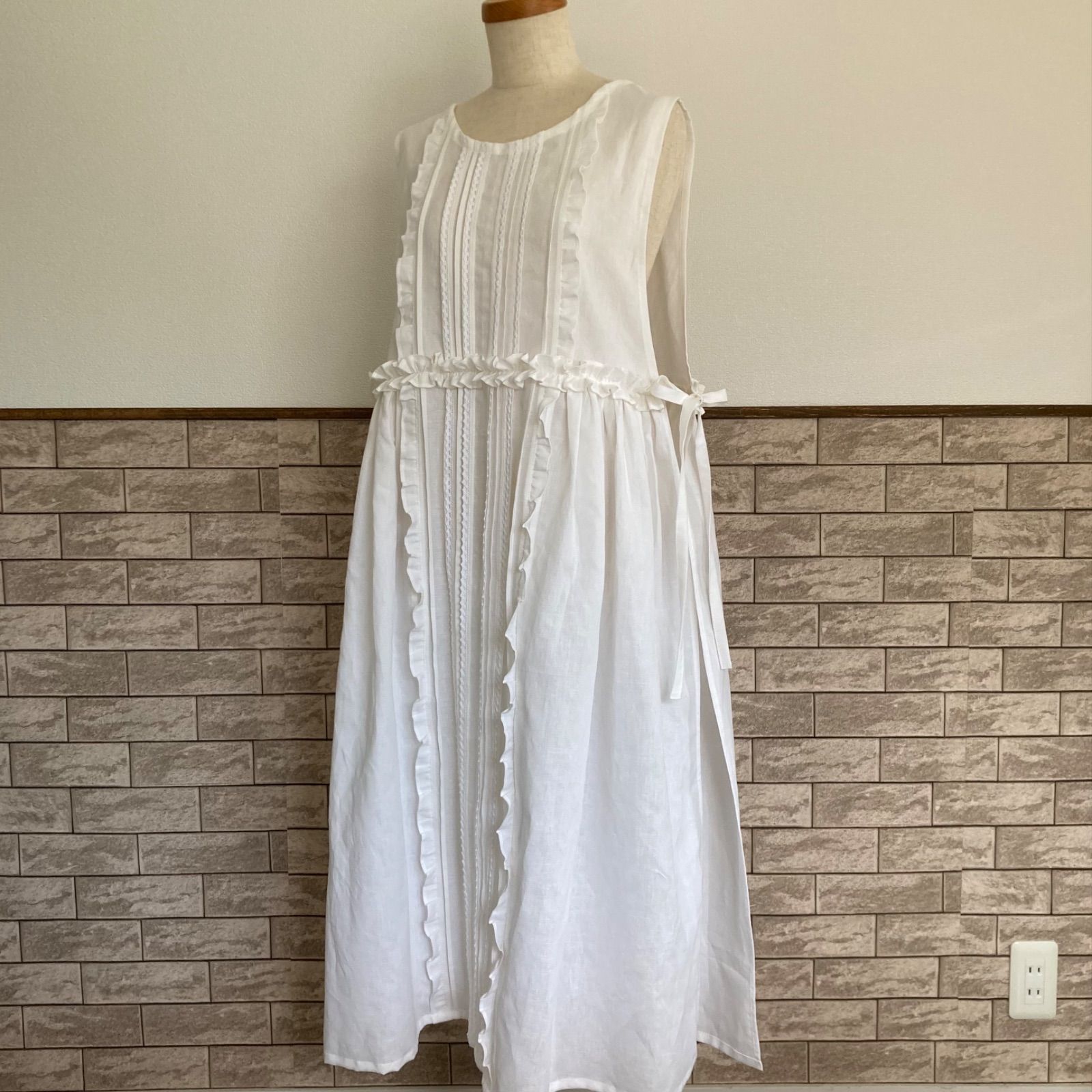 PINKHOUSE　綿ローン　ピコフリル　エプロン PINKHOUSE 綿ローン ピコフリル エプロン リボン＆フリル使いローン