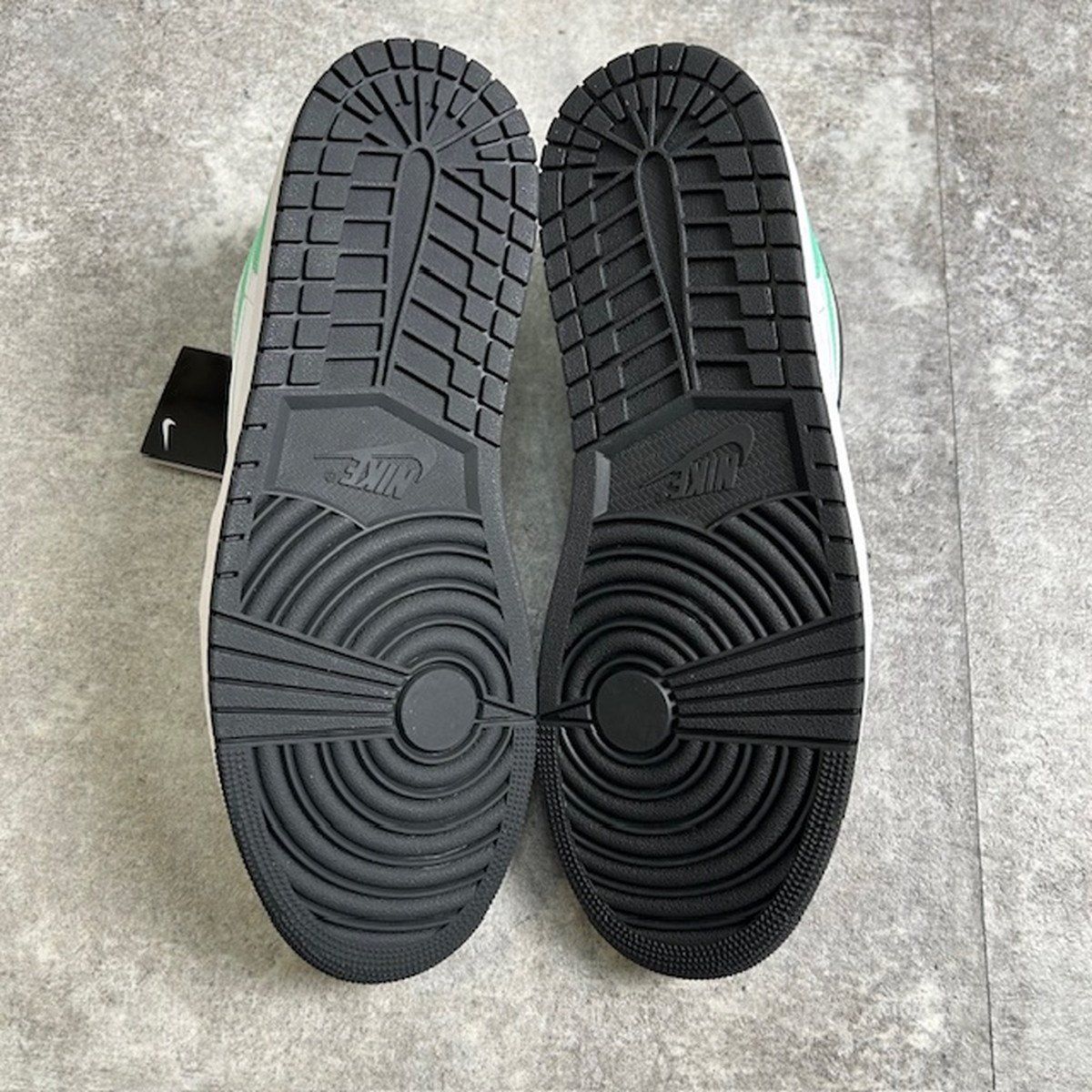シューズ(男性用) Nike AIR Jordan LOW Air Jordan 1 Low Men's Shoes. Nike.com