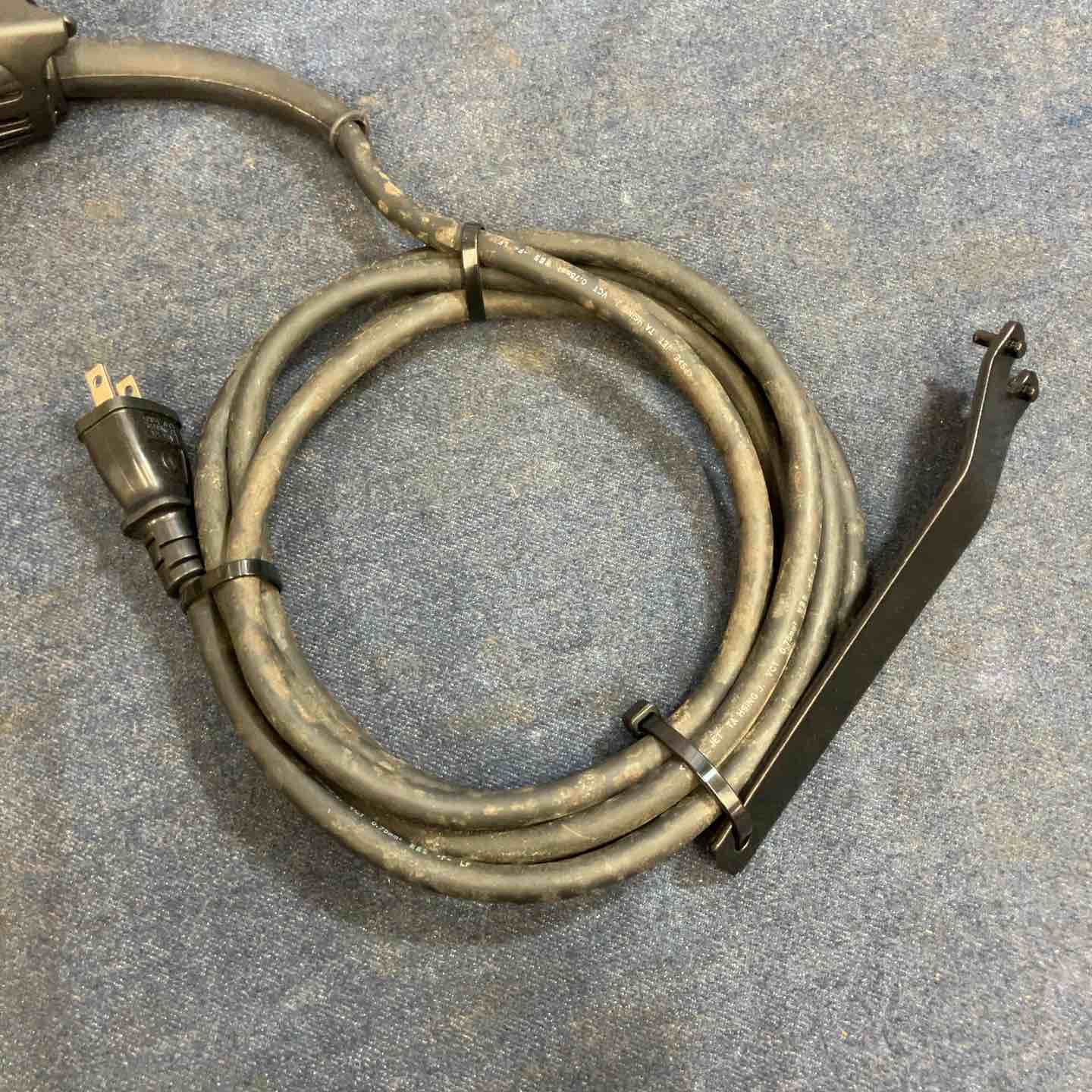 マキタ makita 100mmディスクグラインダ GA4032 八潮店 HRDEVELOPMENT_JP