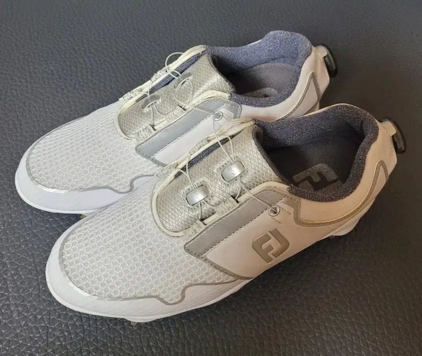 フットジョイ ゴルフシューズ