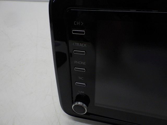 トヨタヤリス86140-K0020純正デイスプレーオーディオナビ トヨタ純正 MXPH10/15 ヤリス 86140-K0020 ディスプレイ