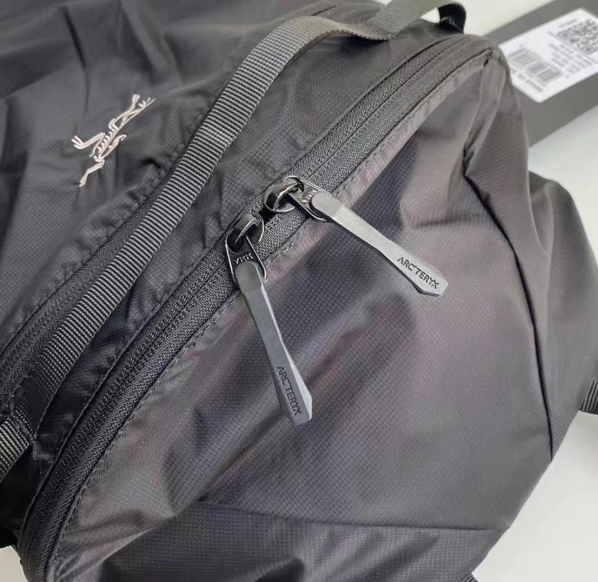 アークテリクス リュック バックパック ARCTERYX HELIAD 15L デイパック リュックサック BACKPACK メンズ レディース バックパック 軽量