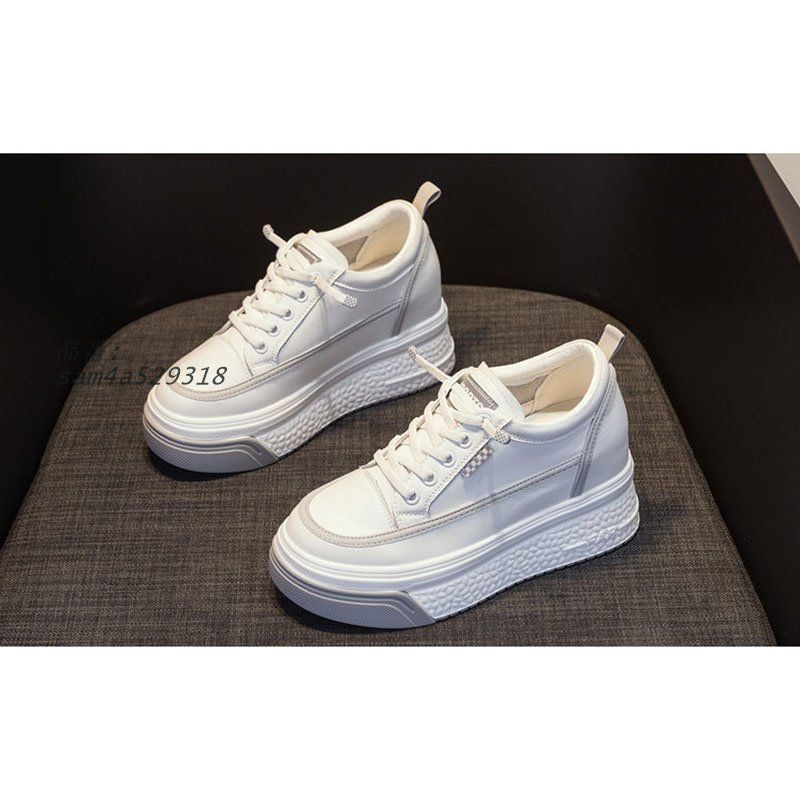 レディーススニーカー