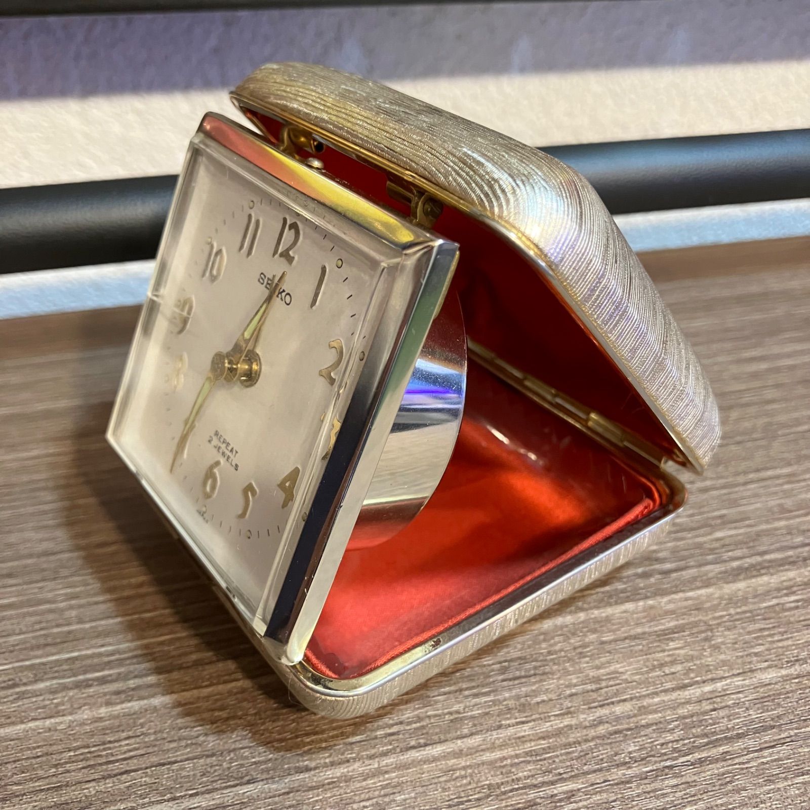 SEIKO - SEIKO、2JEWELS、旅行用時計、セミアンティーク！ Yahoo!オークション -「セイコー トラベルクロック」の落札相場